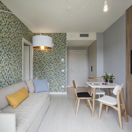 Hatelier Garda Home By Enjoy Garda Hotel Песк'єра-дель-Гарда Екстер'єр фото