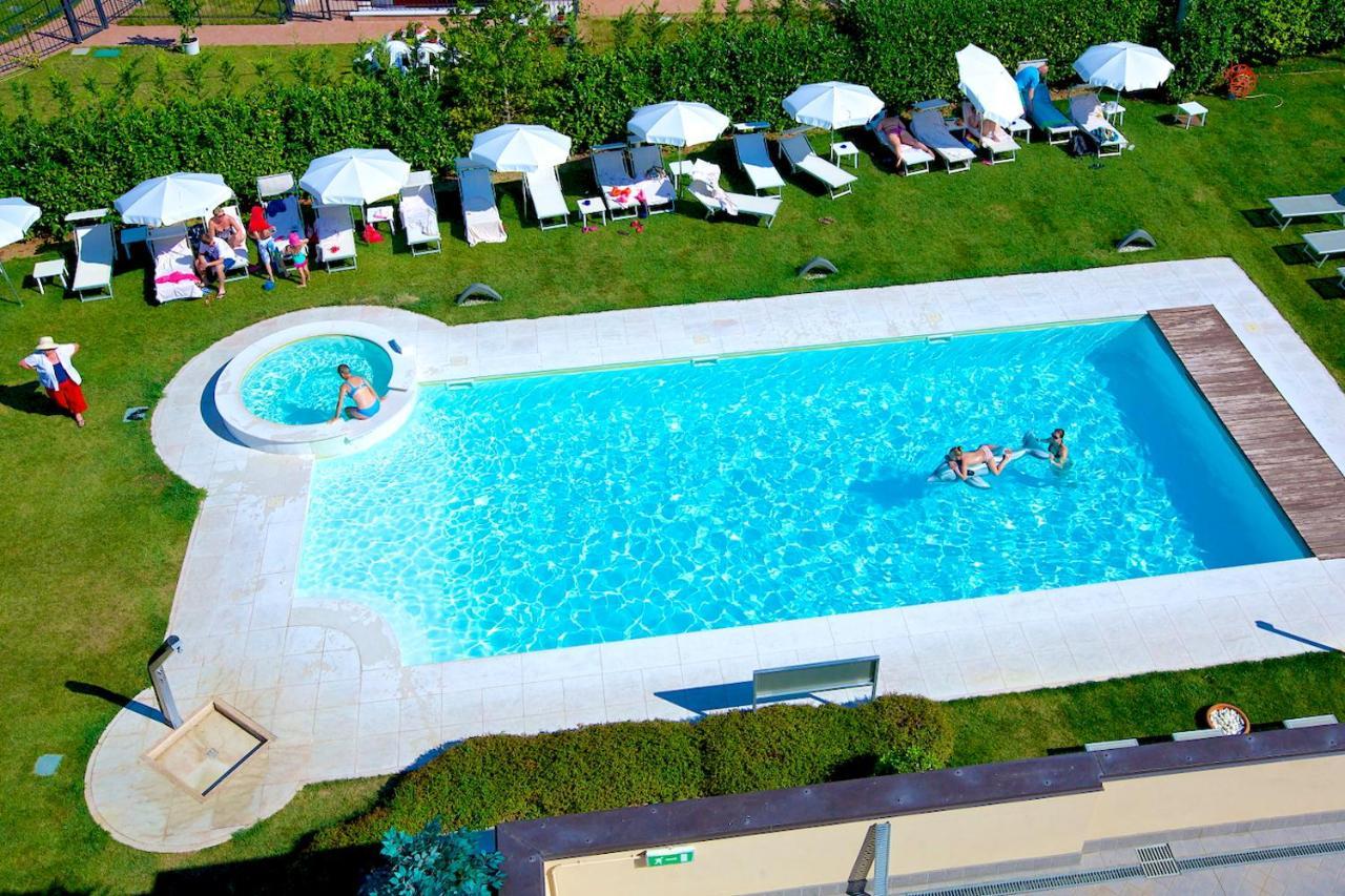 Hatelier Garda Home By Enjoy Garda Hotel Песк'єра-дель-Гарда Екстер'єр фото