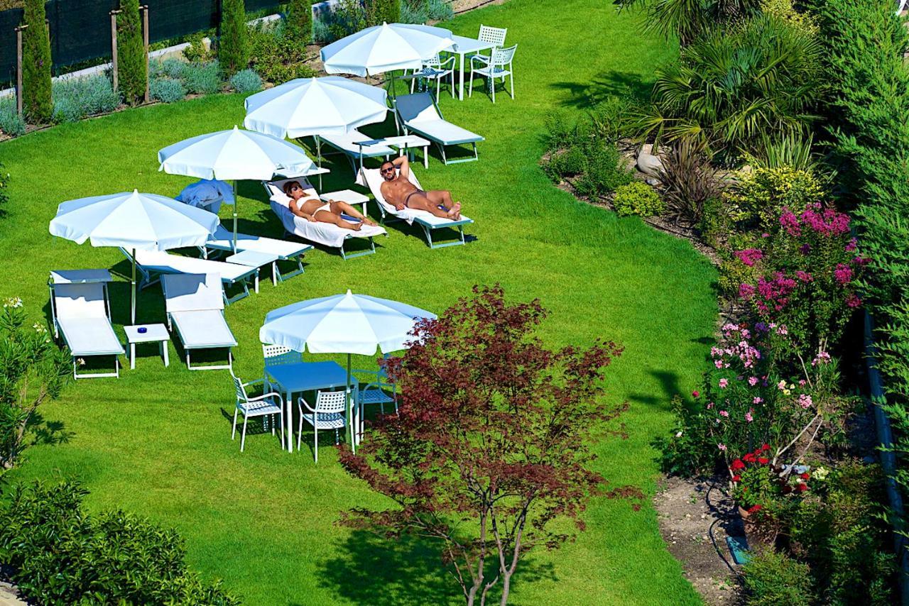 Hatelier Garda Home By Enjoy Garda Hotel Песк'єра-дель-Гарда Екстер'єр фото